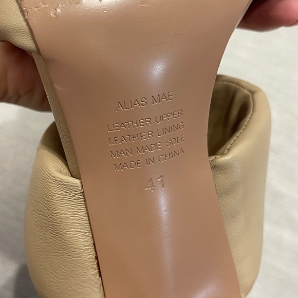 ALIAS MAE Issy Heels - Picture 5 of 6